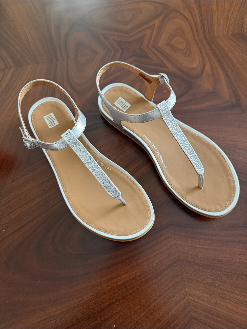 Fitflop Silver T-Strap Sandals with Tan Footbed and Sparkle Detail